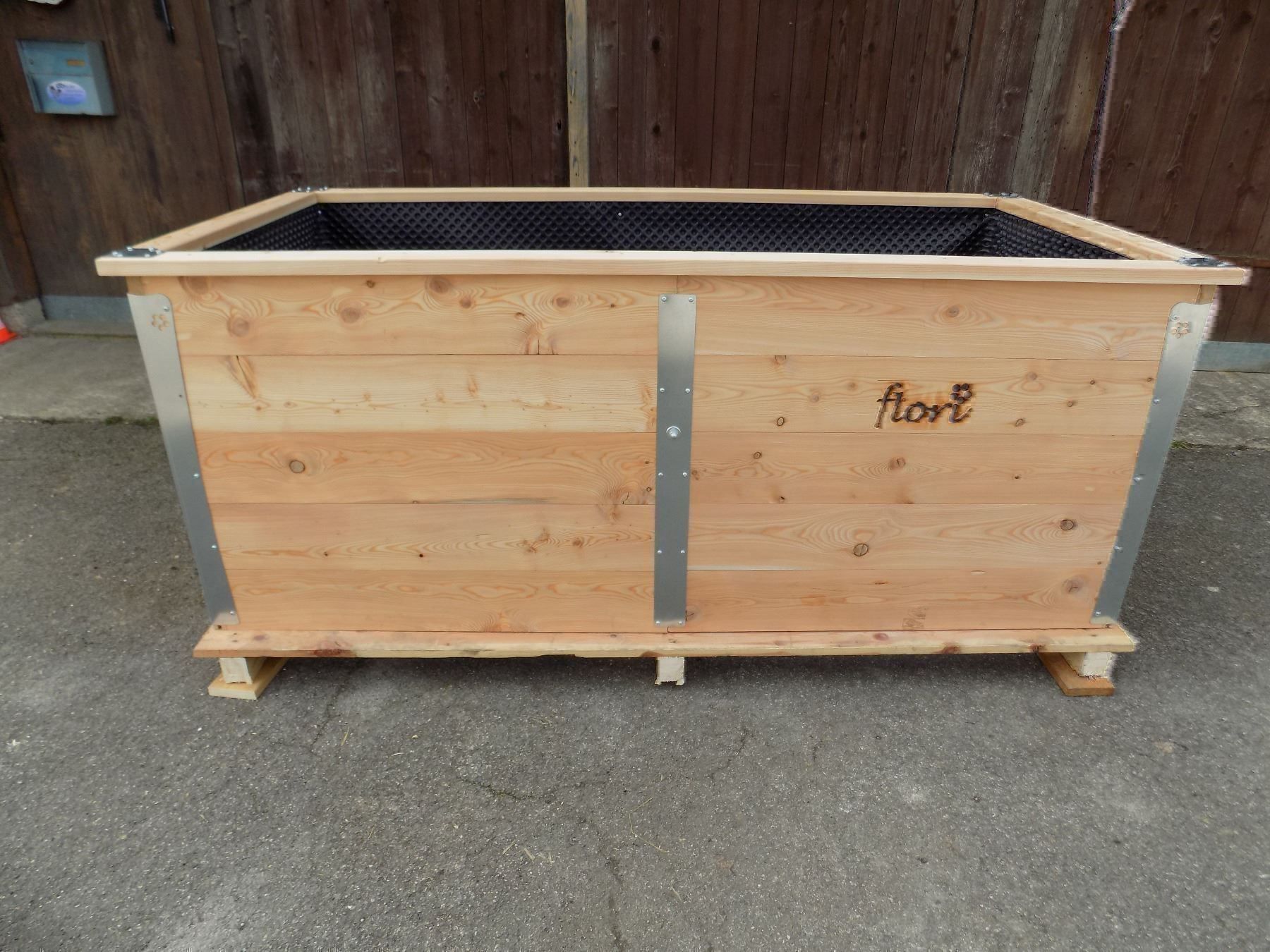 Box contenitori: Hochbeet massiv – Nuovo e nell'imballaggio originale da Gächlingen venduto da dbleuler