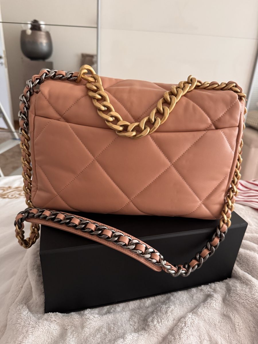 Chanel Borse da donna: Chanel 19 Tasche NEU – Nuovo (secondo la descrizione) da Zürich venduto da NNK28 2