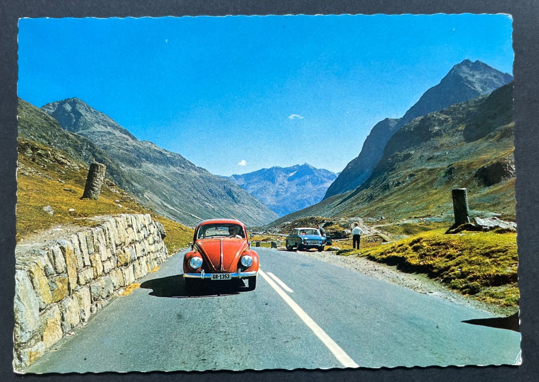 Cartoline postali: JULIER - Passhöhe/ VW-Käfer, GR-1353 – Usato da Ostermundigen venduto da DaxKarten-75