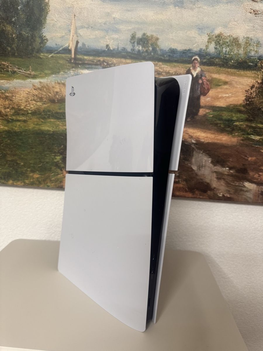 Sony Konsolen: Playstation 5 Digital – Gebraucht aus Plaffeien von caron35 1