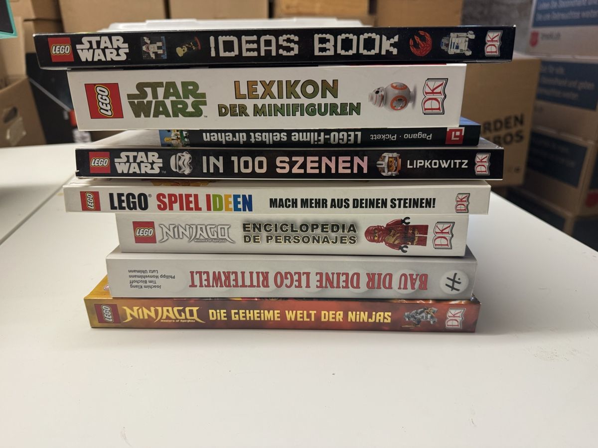Bücher: Konvolut 8 Lego Bücher – Gebraucht aus Luzern von Txavi