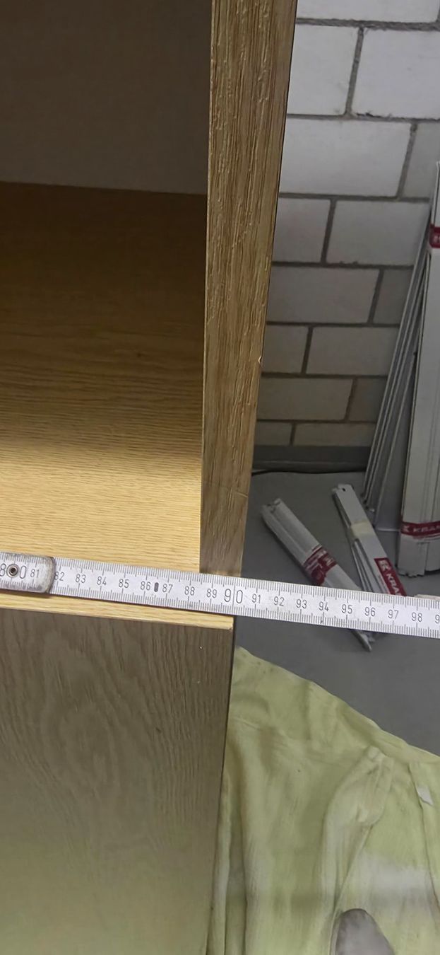 Schränke: Holzschrank – Gebraucht aus Benzenschwil von mab_wck5 3