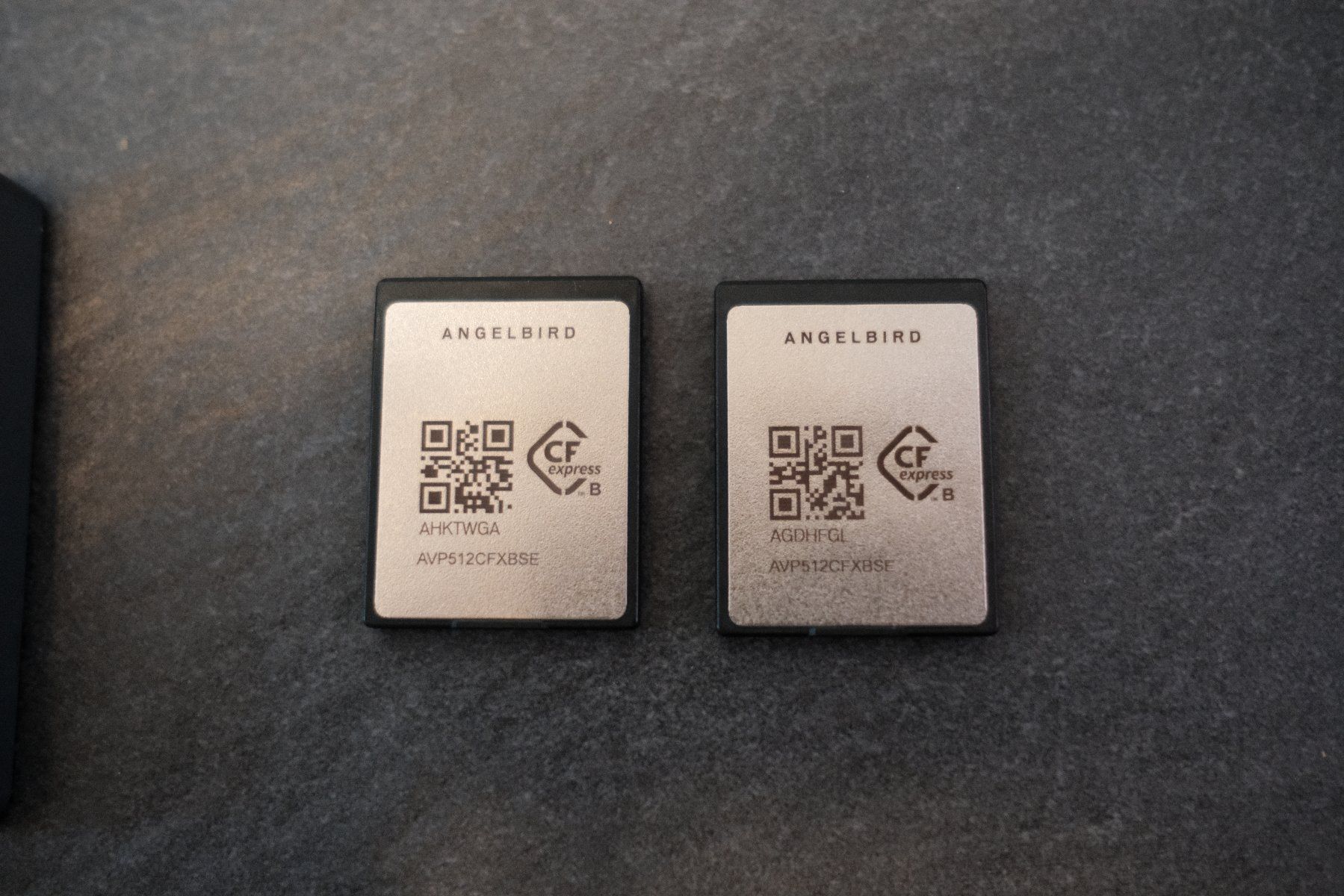Schede di memoria: 2x Angelbird CFexpress Type B 512GB + Card Reader – Usato da Lengnau AG venduto da kvisuals 1