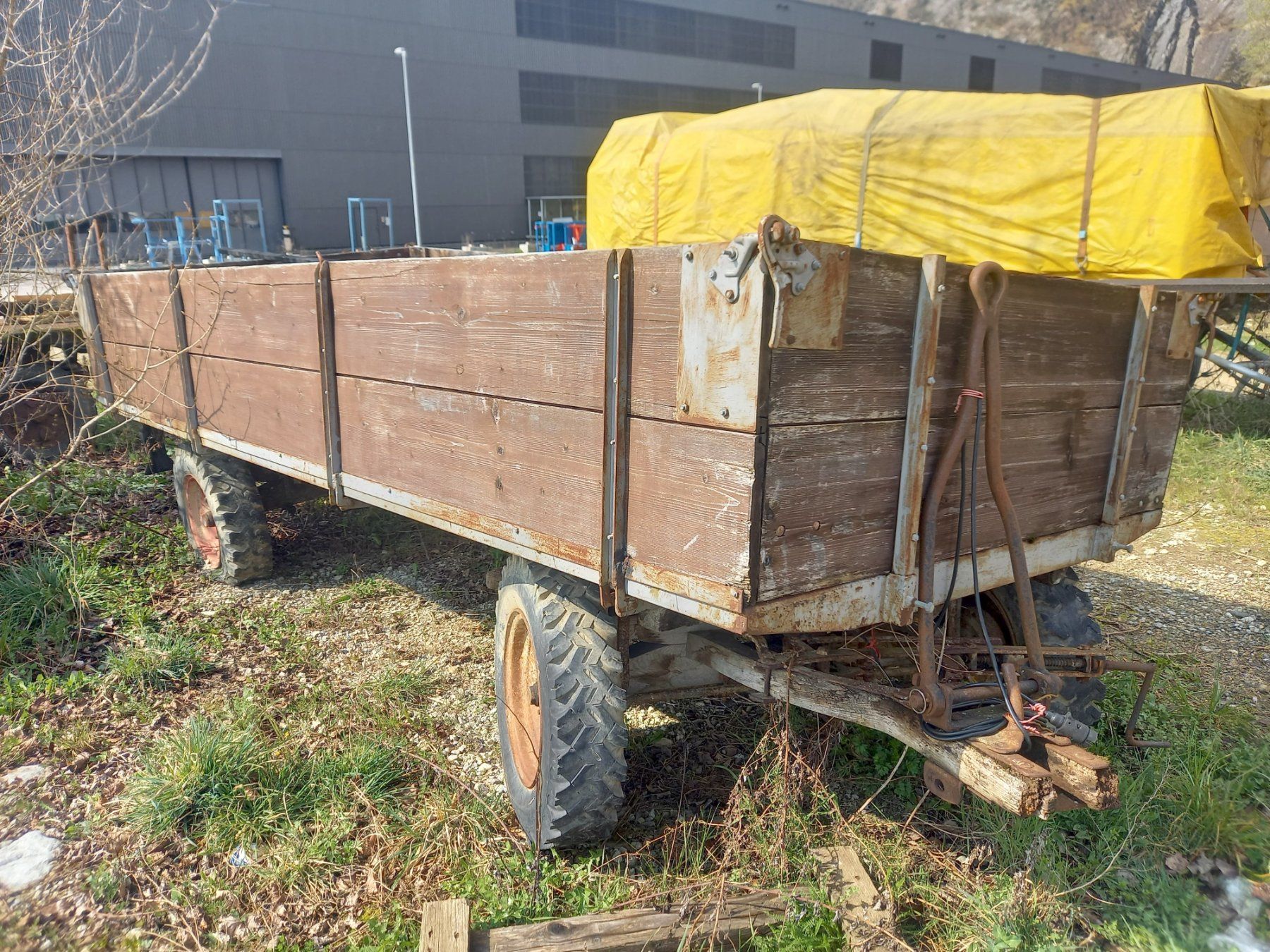 Remorques: Anhänger – D'occasion à Biel/Bienne par Tulu_der_Zweite