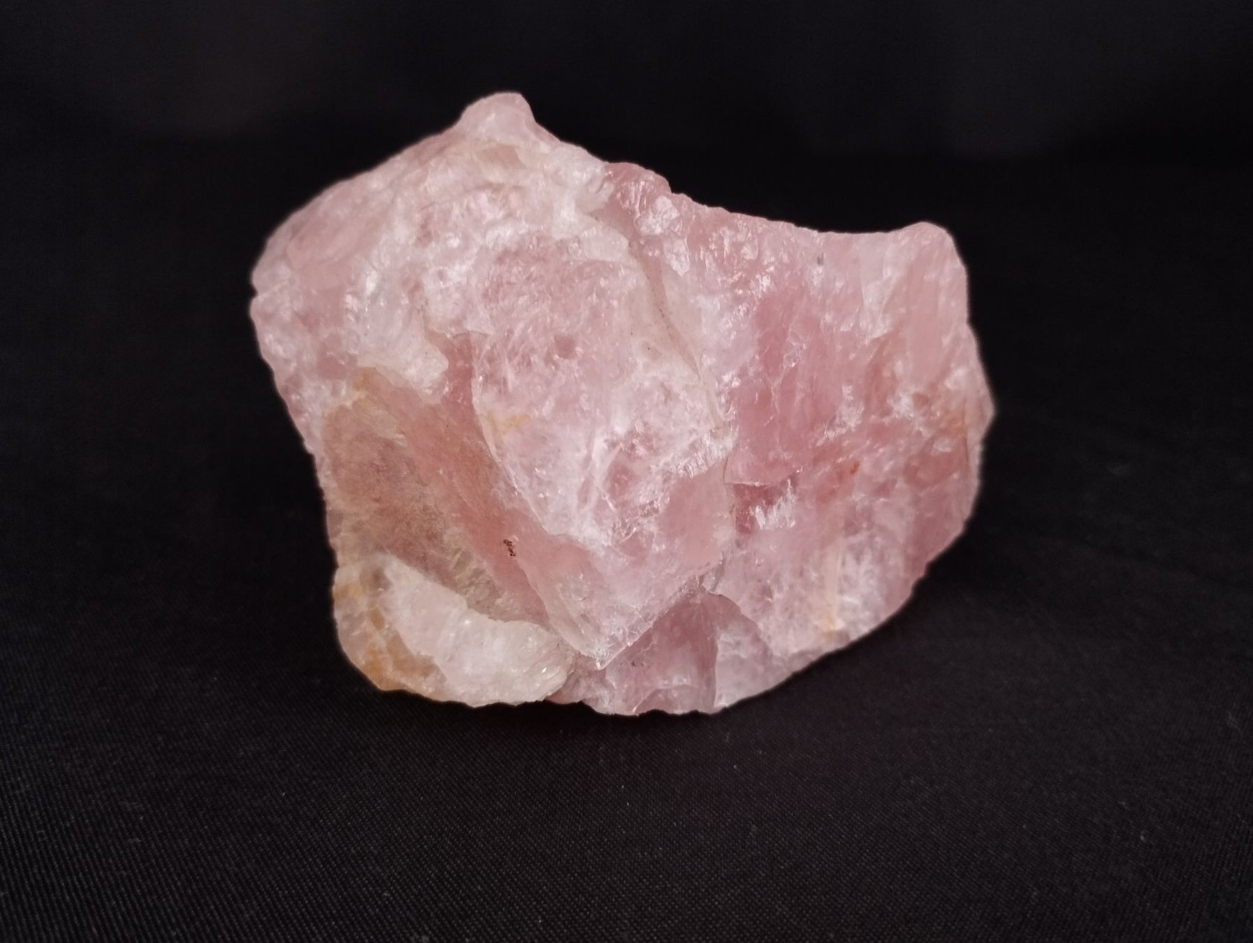 Mineralien & Heilsteine: Rosenquarz 218g – Gebraucht aus Schübelbach von Restwert_Schubelbach 1