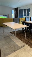 Table pliable très légère neuve réglable en hauteur