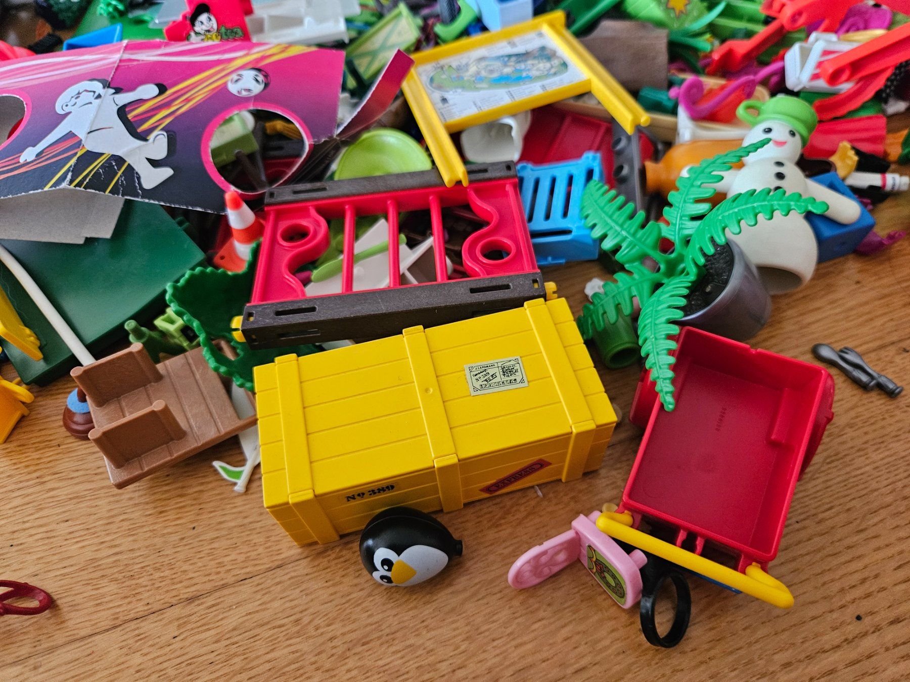 Playmobil Jouets: Lot de jouets Playmobil divers – D'occasion à Lutry par Buby 2