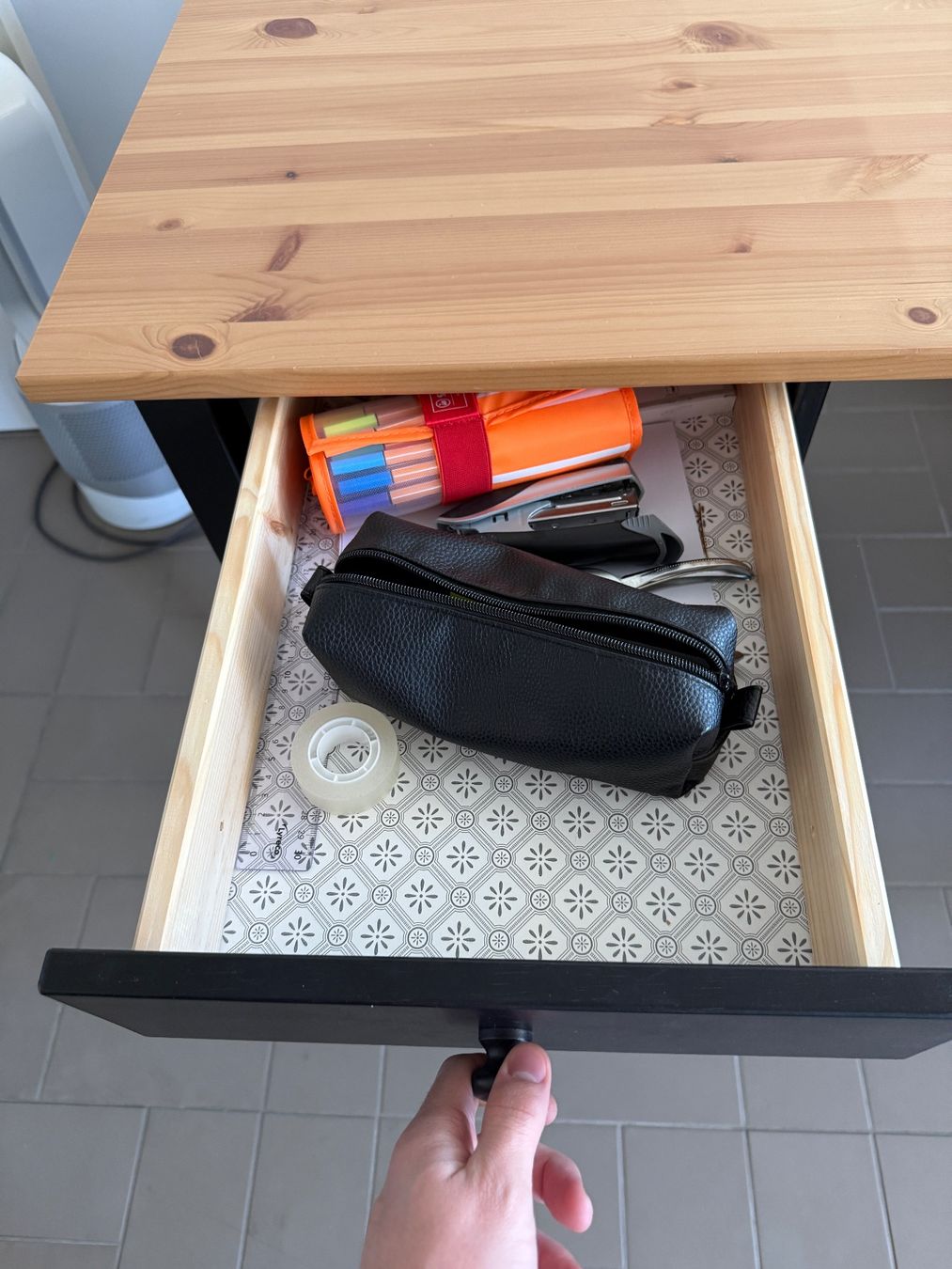 Ikea Bureaux: IKEA Schreibtisch – D'occasion à Schlieren par lui_9sdn 2