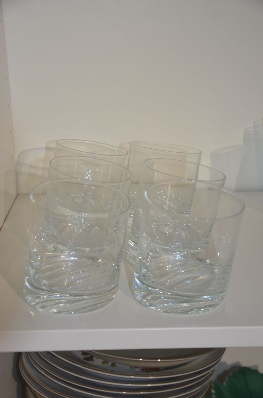 Verres: 6 GLAS – Neuf (Voir description) à Chiasso par Dolly015