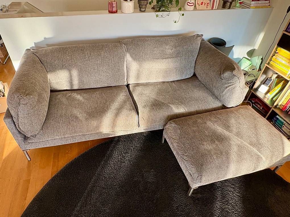 Divani: Designer Sofa & Pouf – Usato da Zürich venduto da vasadi 1