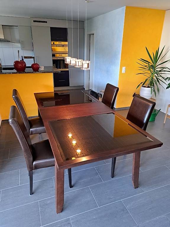 Tables: Tisch Eiche massiv – Neuf (Voir description) à Seengen par kam_fsh7 1
