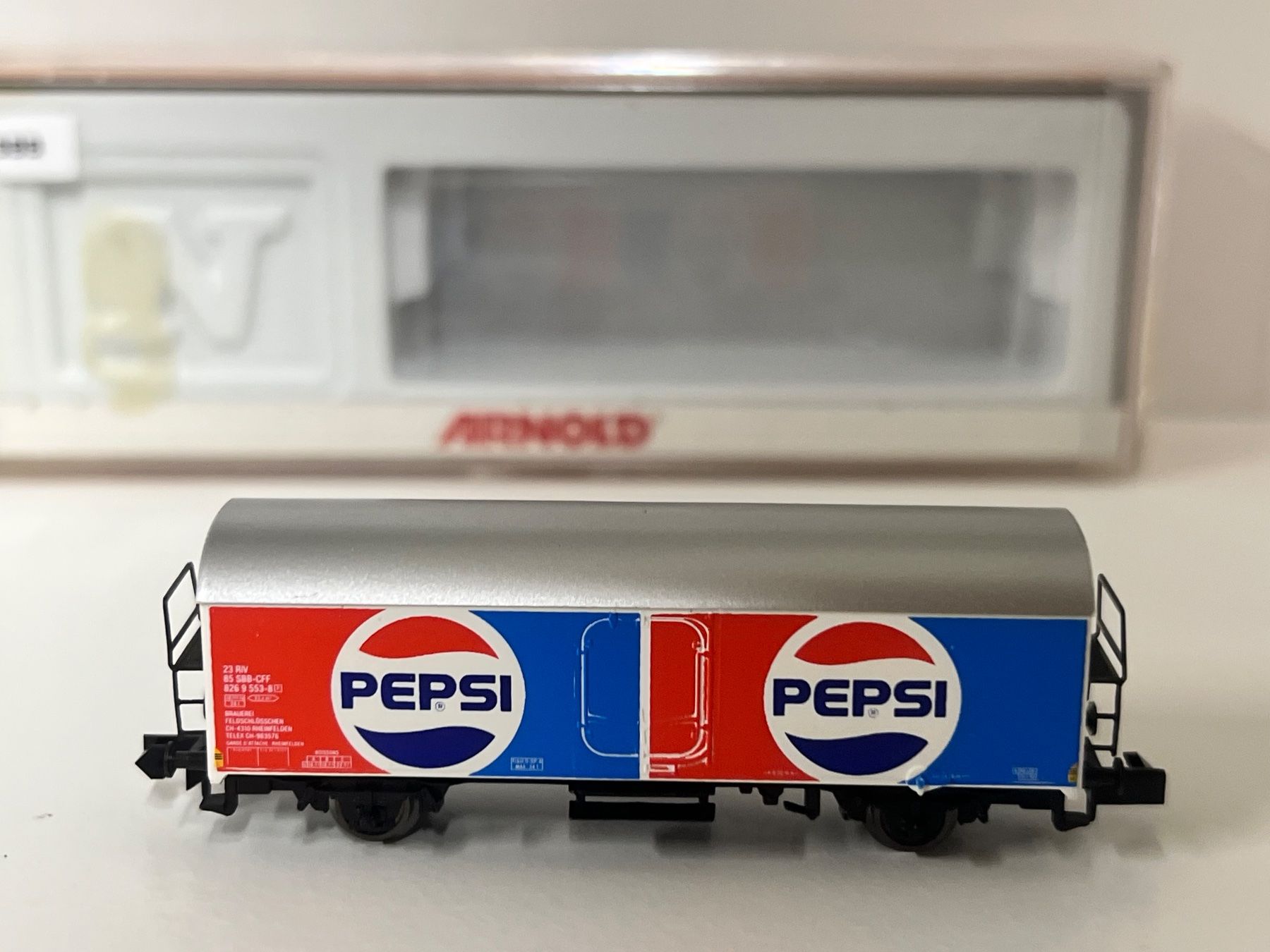 Arnold Modellini di ferrovie: Spur N Pepsi Arnold – Usato da Geroldswil venduto da TopTrain54