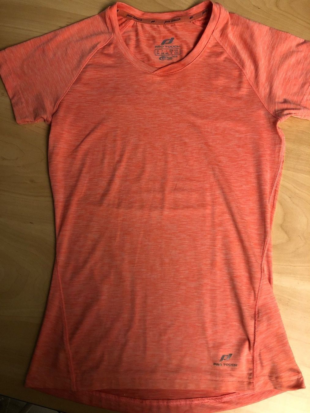 T-Shirts: Pro Touch Sport Shirt Gr.34 – Gebraucht aus Obergerlafingen von cabo4