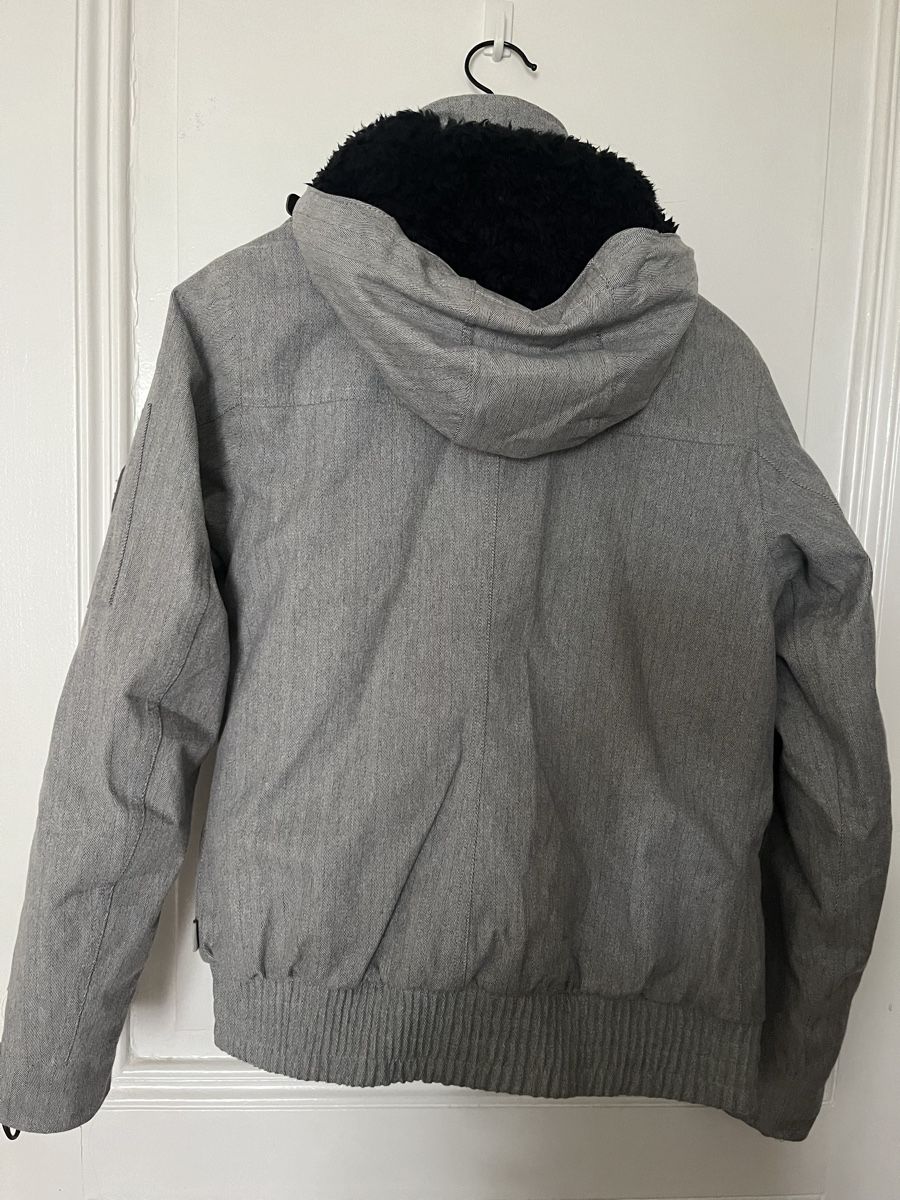Decathlon Jacken: Winter/ski jacket, EU S, Quechua Decathlon – Gebraucht aus Villette (Lavaux) von eva_l6gw 1