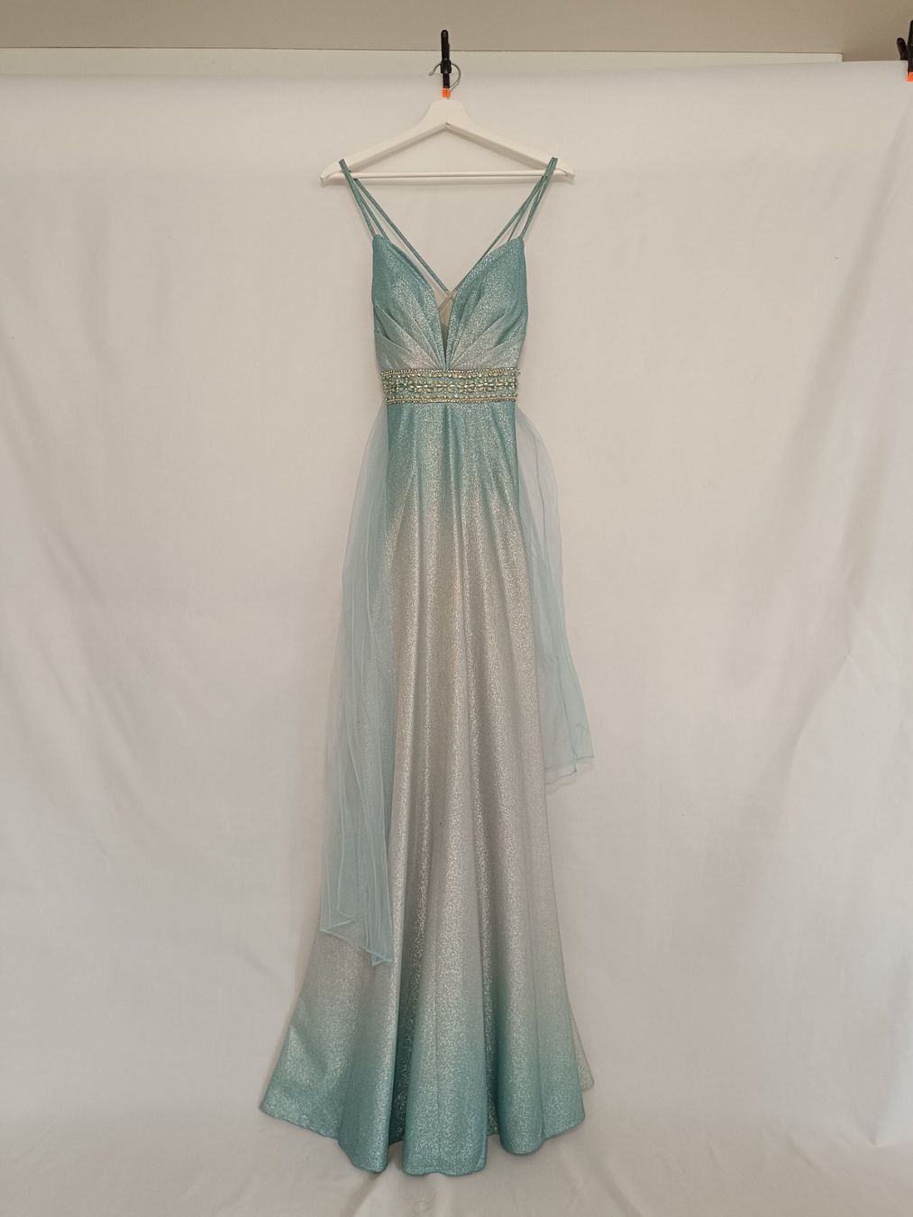Robes: Abendkleid, Abschlusskleid – D'occasion à Emmen par LaEllie