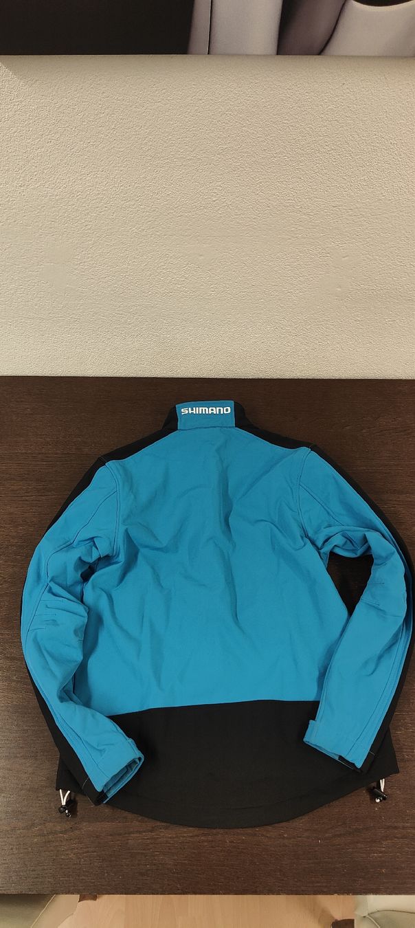 Shimano Giacche: Shimano Softshell Jacke, Grösse M, Top Zustand. – Usato da Winterthur venduto da Tamiya1978 1