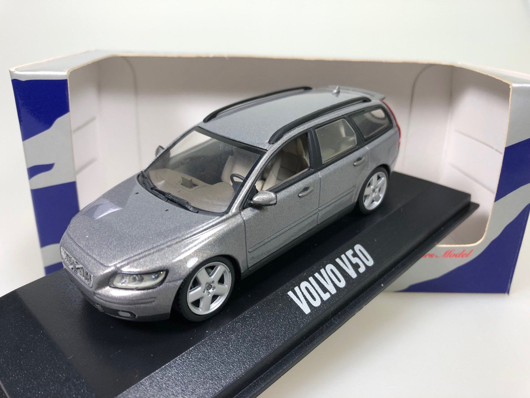 Volvo Modellini d'auto: Volvo V50 - Minichamps - 1:43 – Usato da Widen venduto da Himan