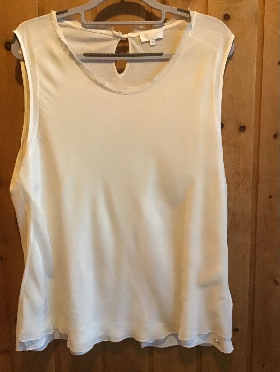 Escada Top: Escada Top weiss Grösse L mit kleinen Lochern  – Usato da Samedan venduto da dim_wd9v 3