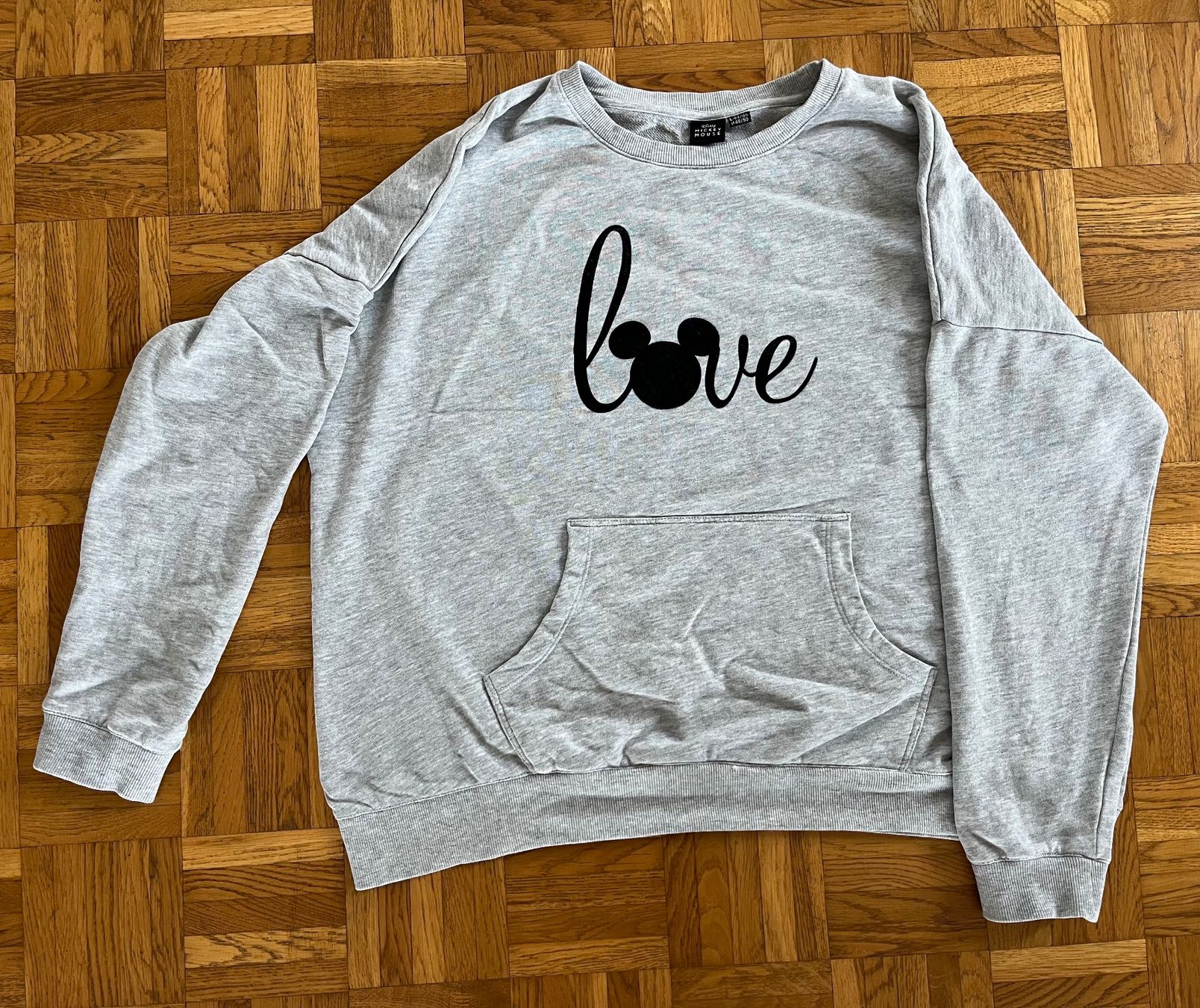 Maglioni & Felpe: Disney Pullover. Mickey Mouse – Nuovo (secondo la descrizione) da Oetwil an der limmat venduto da Sual