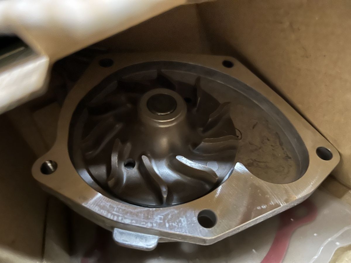 Renault Tutti pezzi di ricambio auto: Wasserpumpe Renault 7701474190 – Nuovo e nell'imballaggio originale da Kräiligen venduto da tisala 1