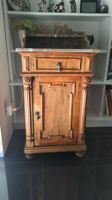 Nachttisch Holz antik mit Marmorplatte guter Zustand