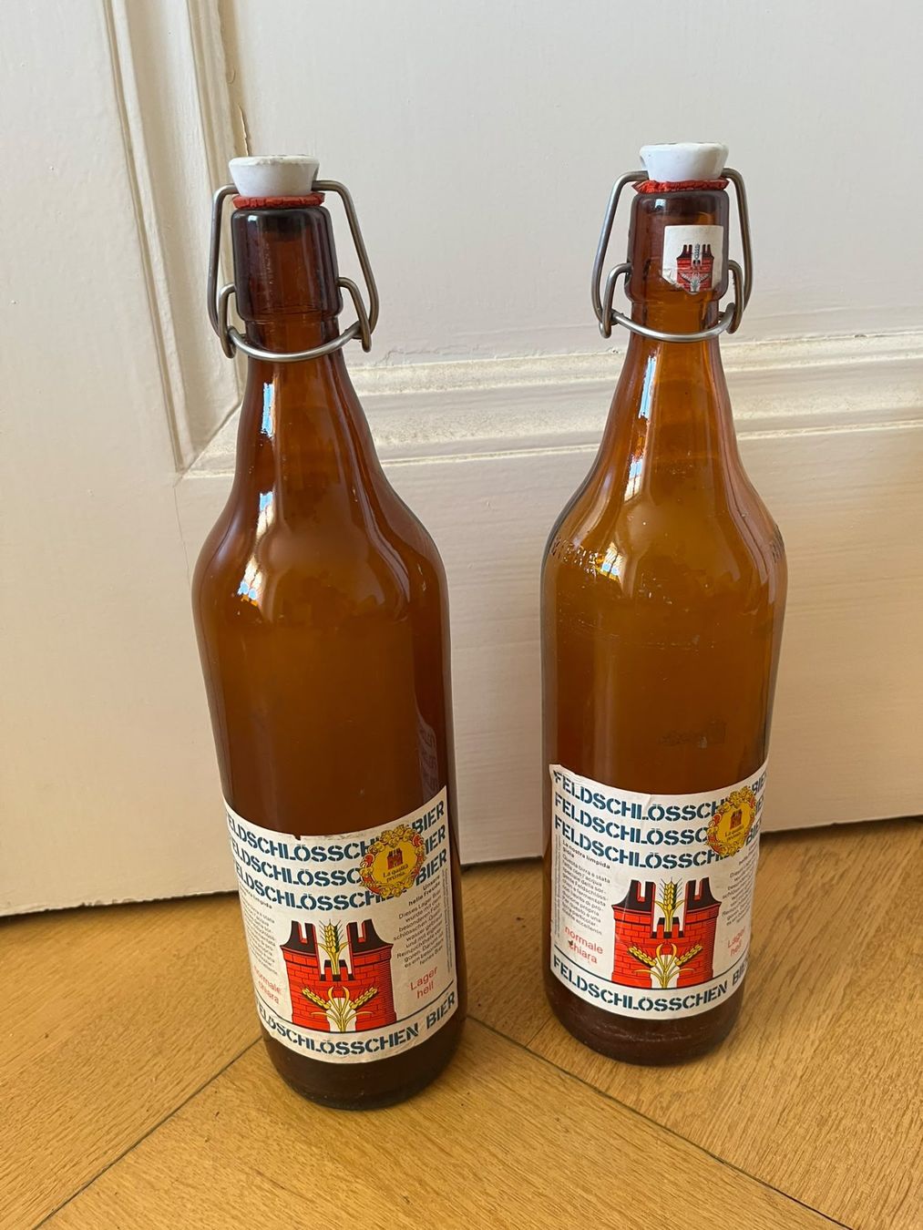 Feldschlösschen Gläser, Krüge & Flaschen: Bierflaschen – Gebraucht aus Jona von m.brun