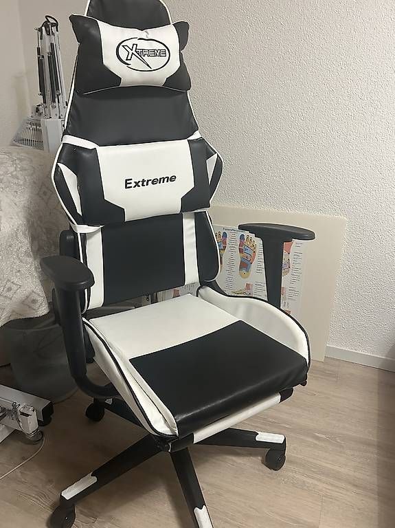 Sedie: VidaXL Gaming Stuhl – Usato da Gontenschwil venduto da arj_7wz8 1