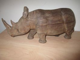 NASHORN MASSIVES HOLZ AUS KENYA WUNDERSCHÖN CA 44X20CM