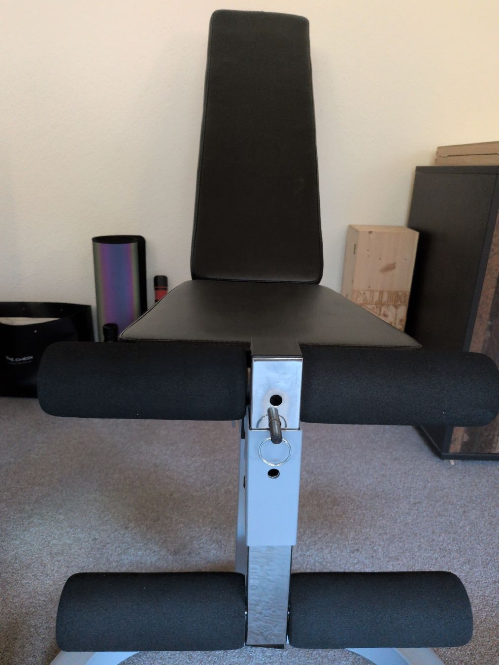 Hometrainer: Weight bench with adjustable dumbbells and ab roller – Gebraucht aus Andermatt von Jony.Finity 2