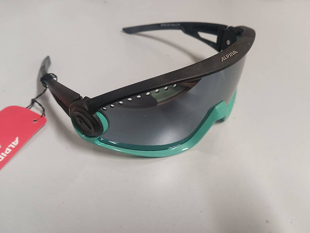 Attrezzatura da arrampicata: Alpina 5W1NG CM+ – Usato da Faido venduto da Manujp