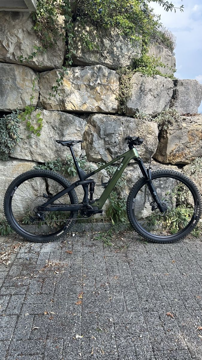 Bixs Biciclette: BIXS Sign E-23 Carbon – Usato da Aarau venduto da joel.roth