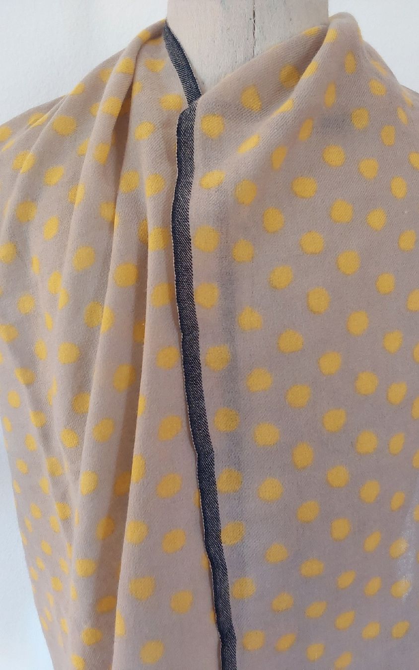 Foulard & Sciarpe: Schal Tuch Wolle – Usato da Köniz venduto da scopello12 2