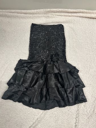 Minikleid Partykleid mit Rüschel und Pailletten Neu