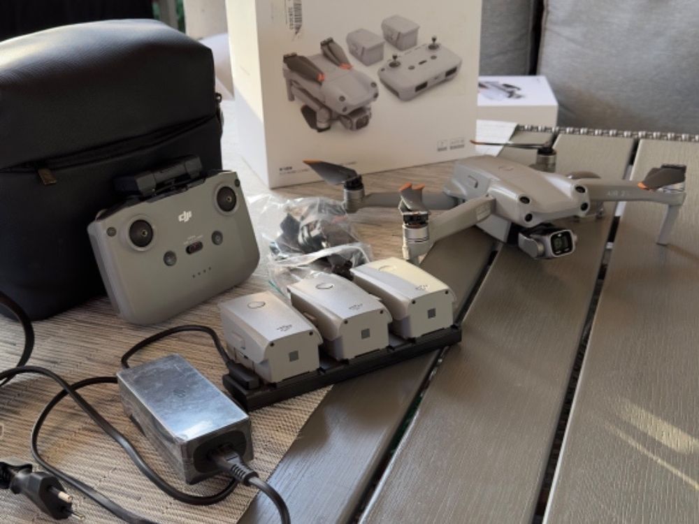 DJI Air 2S Fly More Combo – Neuf, Scellé, Pack Complet Avec Accessoires