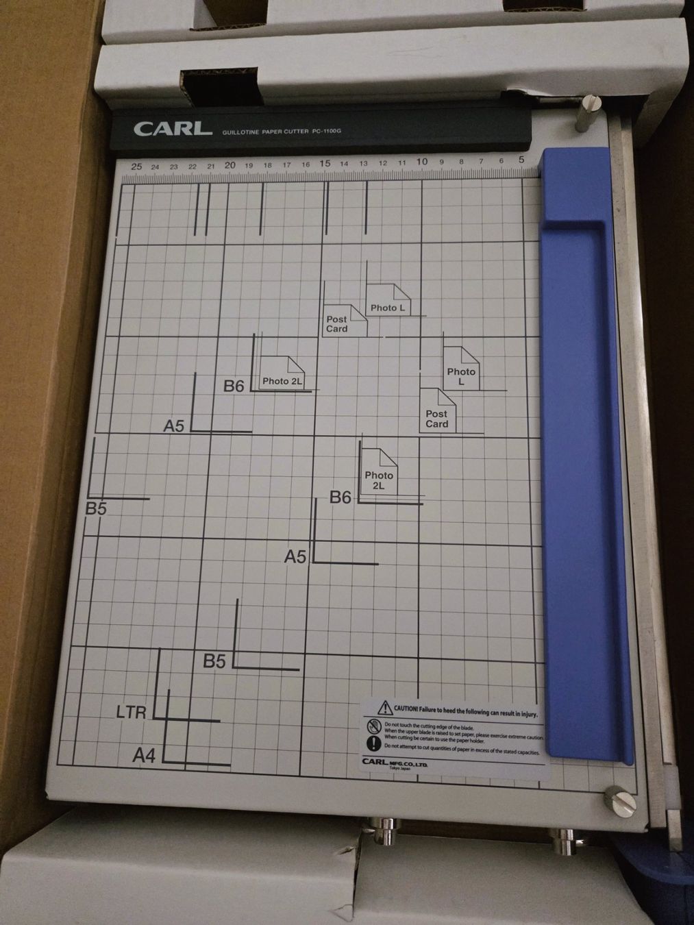 Tutti gli attrezzi: PAPIERSCHNEIDE MASCHINE - CARL ((NEU)) – Usato da Brüttisellen venduto da Nighttrain 1