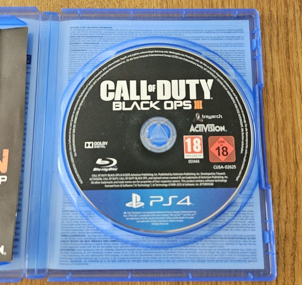 Sony Console: PS4 500GB, inkl. 4 Controller, Ladestation und Games – Usato da Chur venduto da dre_7spd 1