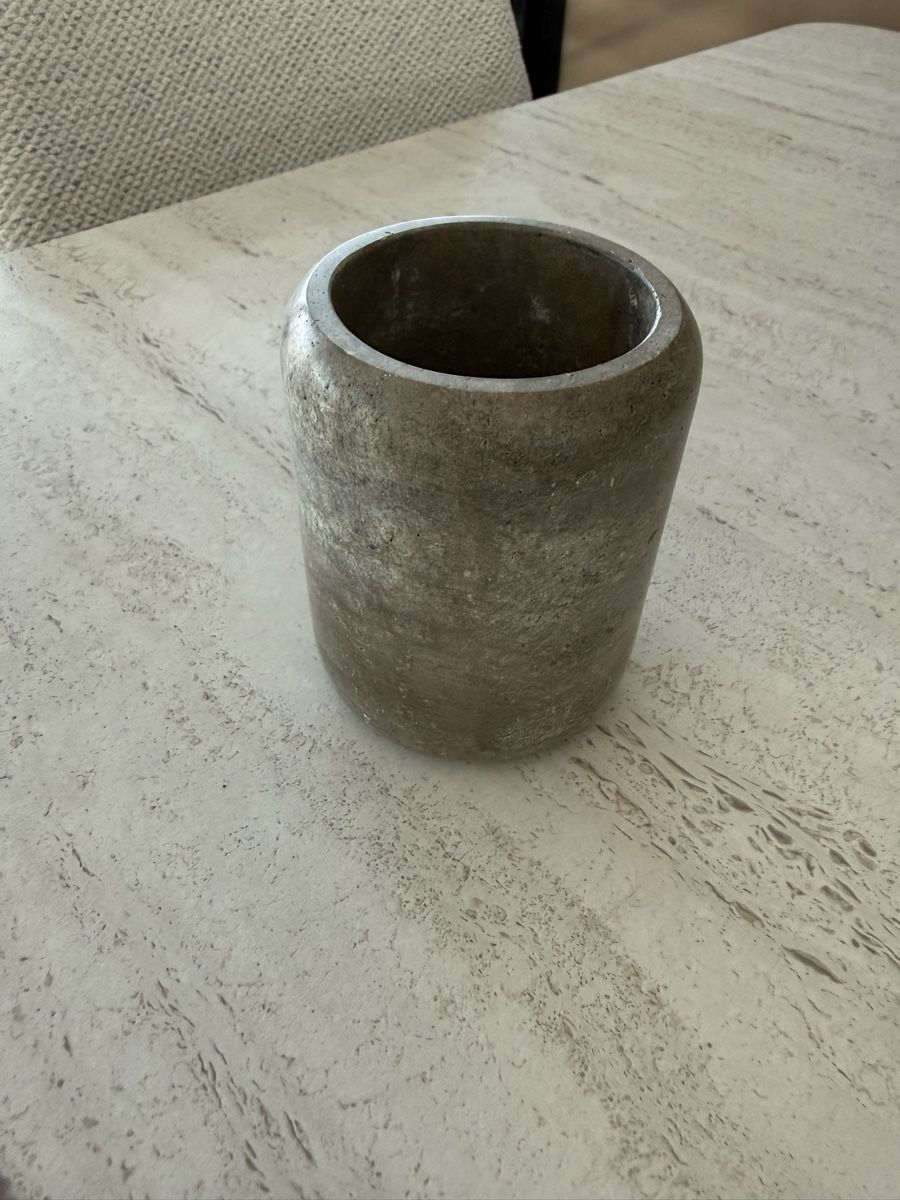 Tutte le decorazioni: Zara Home Zahnputzbecher Marmor Grau – Usato da Dübendorf venduto da LePaul