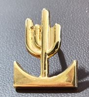 Q927 - Pin Religion Kirche -