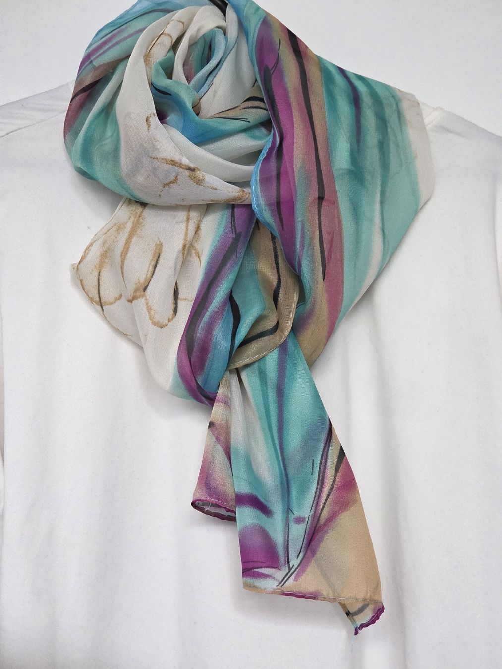 Foulards & écharpes: Seidenschal 46 x 150 cm – Neuf avec emballage d'origine à Frauenfeld par Schenken-mit-Herz 1