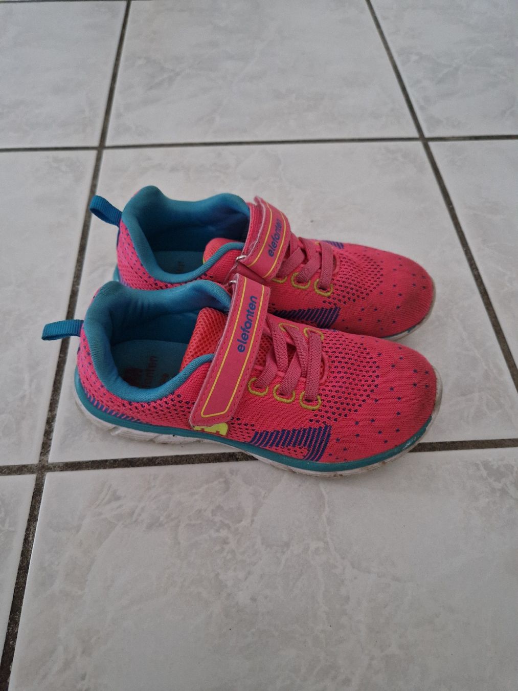 Elefanten Scarpe per ragazze: Turnschuhe Marke Elefanten Grösse 30 – Usato da Aarburg venduto da augenschmaus8 1