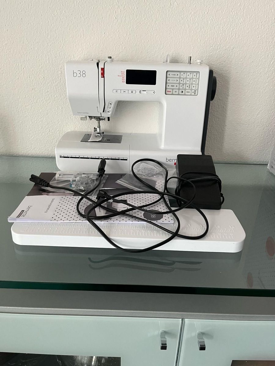Bernina Macchine da cucire: Bernette b38 Nähmaschine – Nuovo (secondo la descrizione) da Langenthal venduto da andy83 2
