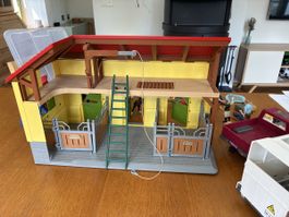 Schleich Bauernhof Set mit Tieren und Fahrzeugen guter Zusta