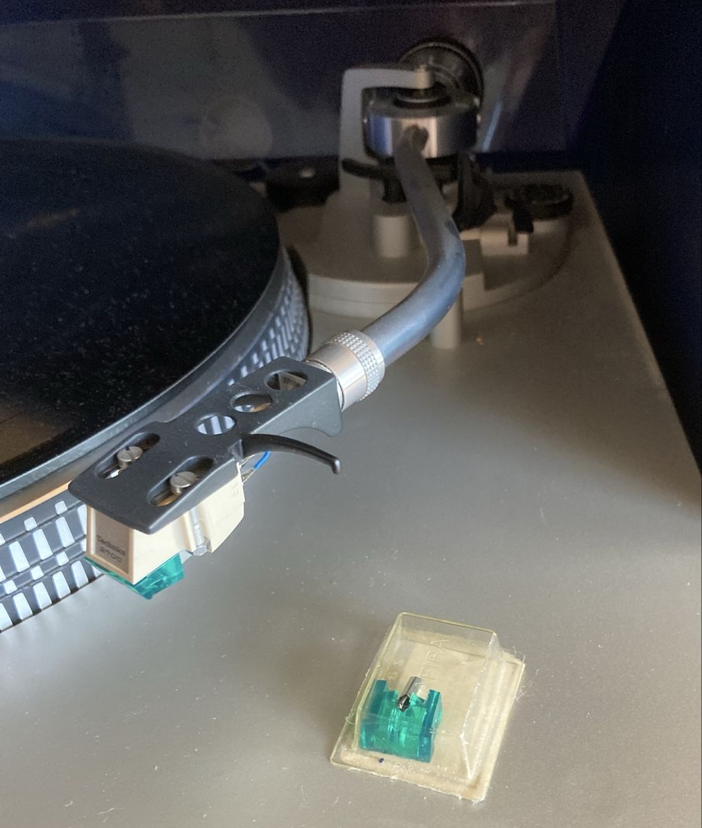 Technics Plattenspieler: Technics SL-D2 Direct Drive Plattenspieler – Gebraucht aus Schwarzenburg von dor_hpf7 2