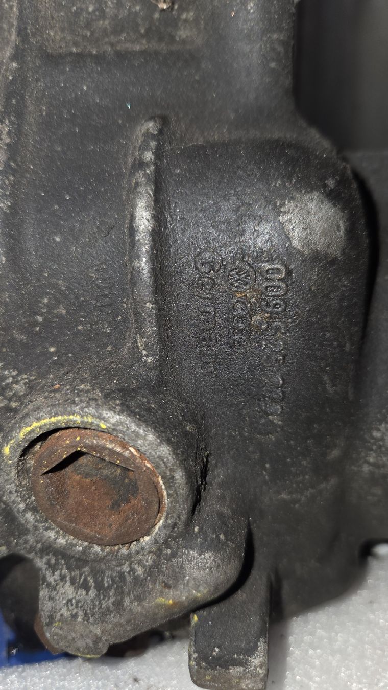 Volkswagen Alle Autoersatzteile: Hinterachse Golf 2 Syncro – Defekt aus Konolfingen von borkenkaefer91 3