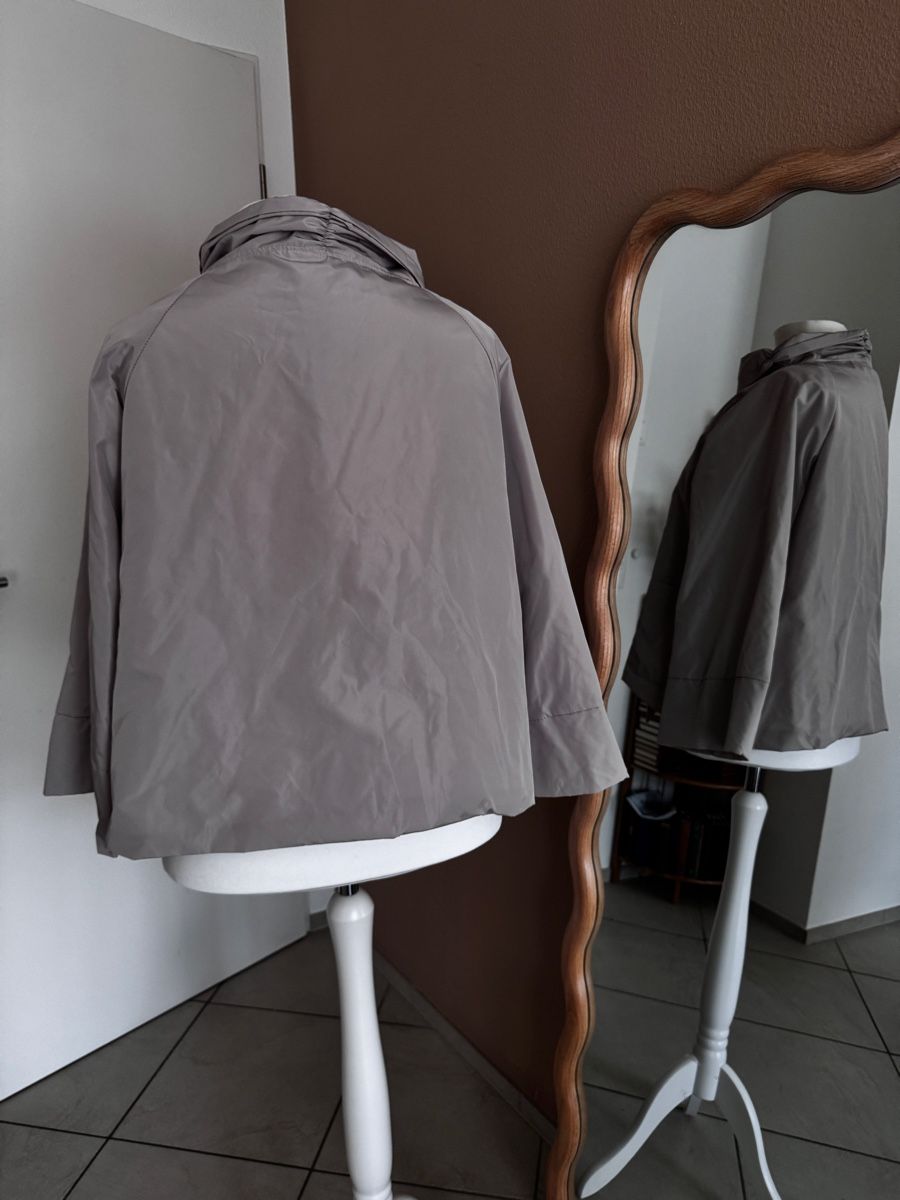 Jacken: Aparte, asymmetrische Jacke beige – Neu (gemäss Beschreibung) aus Muttenz von einfach-schoen 4