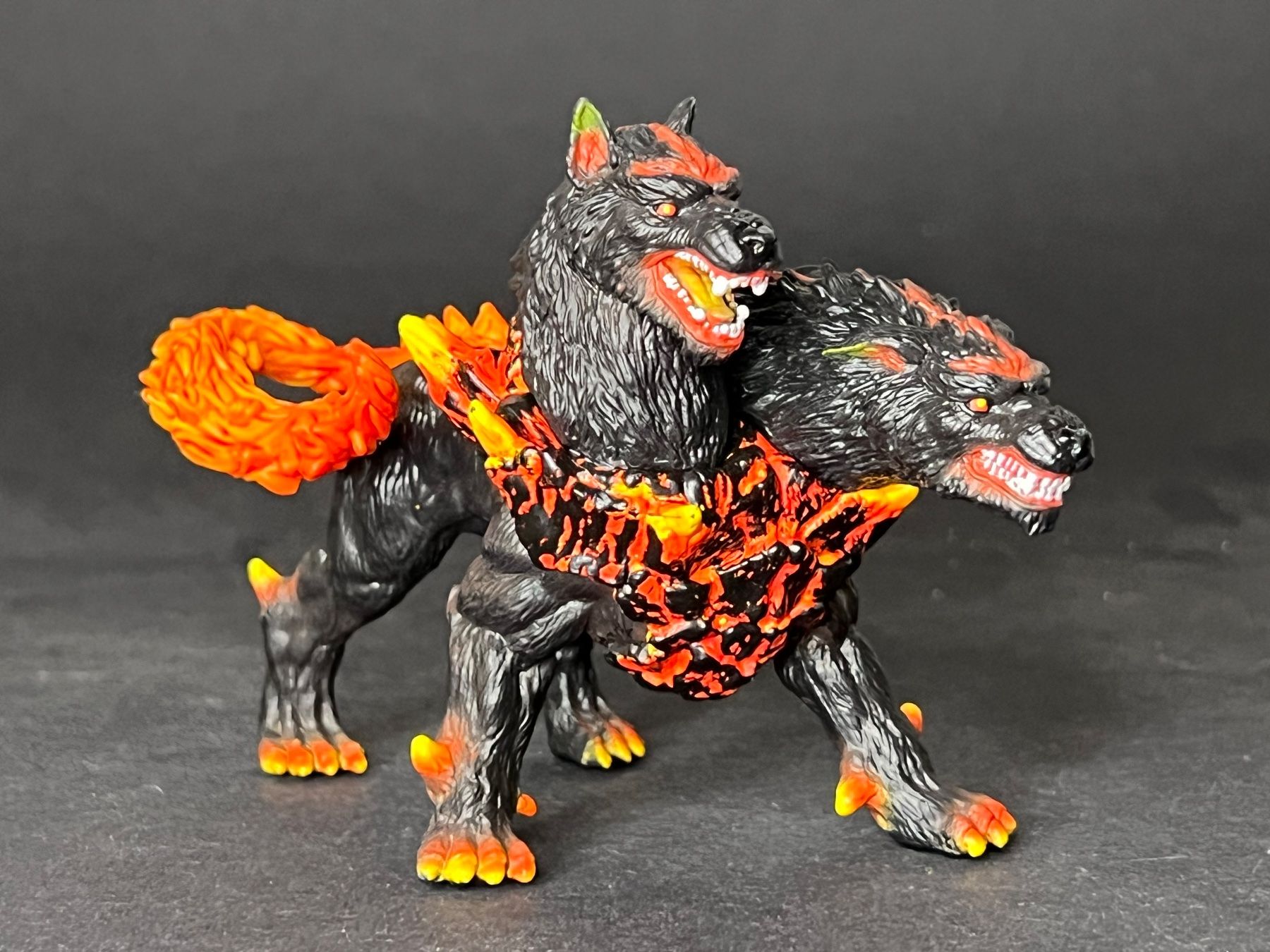 Schleich Figuren: Schleich Eldrador 42451 Höllenhund – Gebraucht aus Ennetbaden von mapa05