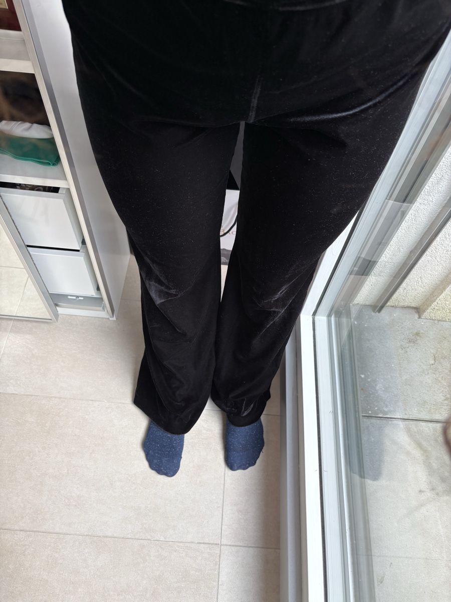 Zara Pantaloni: Pantalon velours Zara – Usato da Vésenaz venduto da ilomd 2