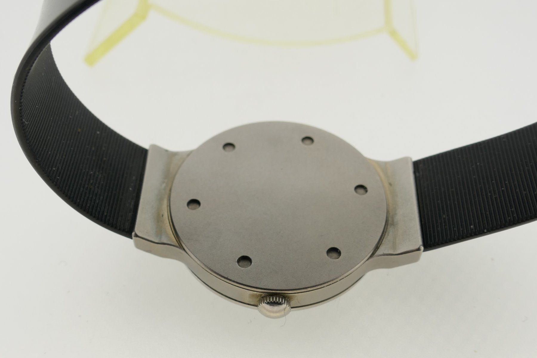 IWC Uhren: IWC PORSCHE DESIGN 32MM TITAN – Gebraucht aus Bottighofen von menschenfamilie 1