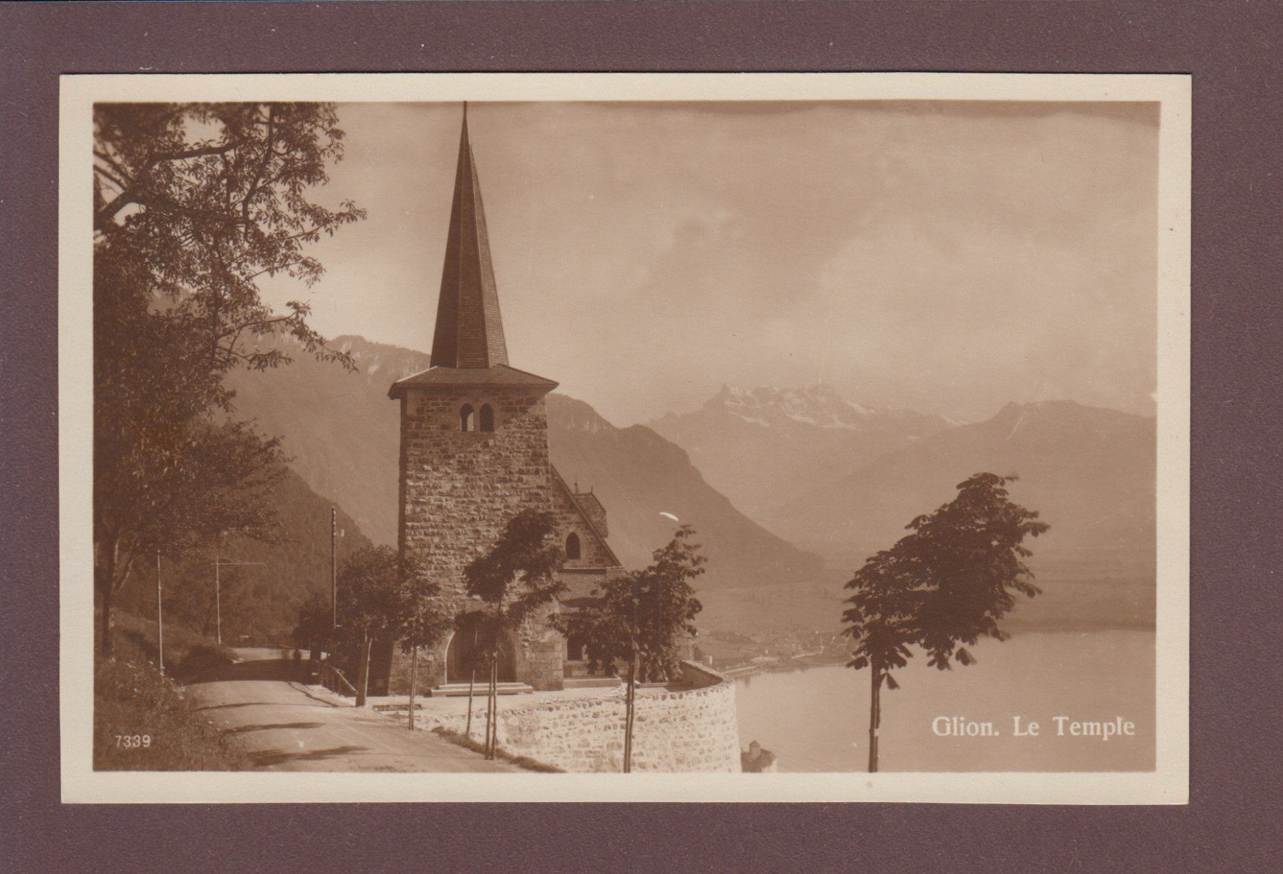 Cartoline postali: GLION - Le Temple – Usato da Pully venduto da nicecards