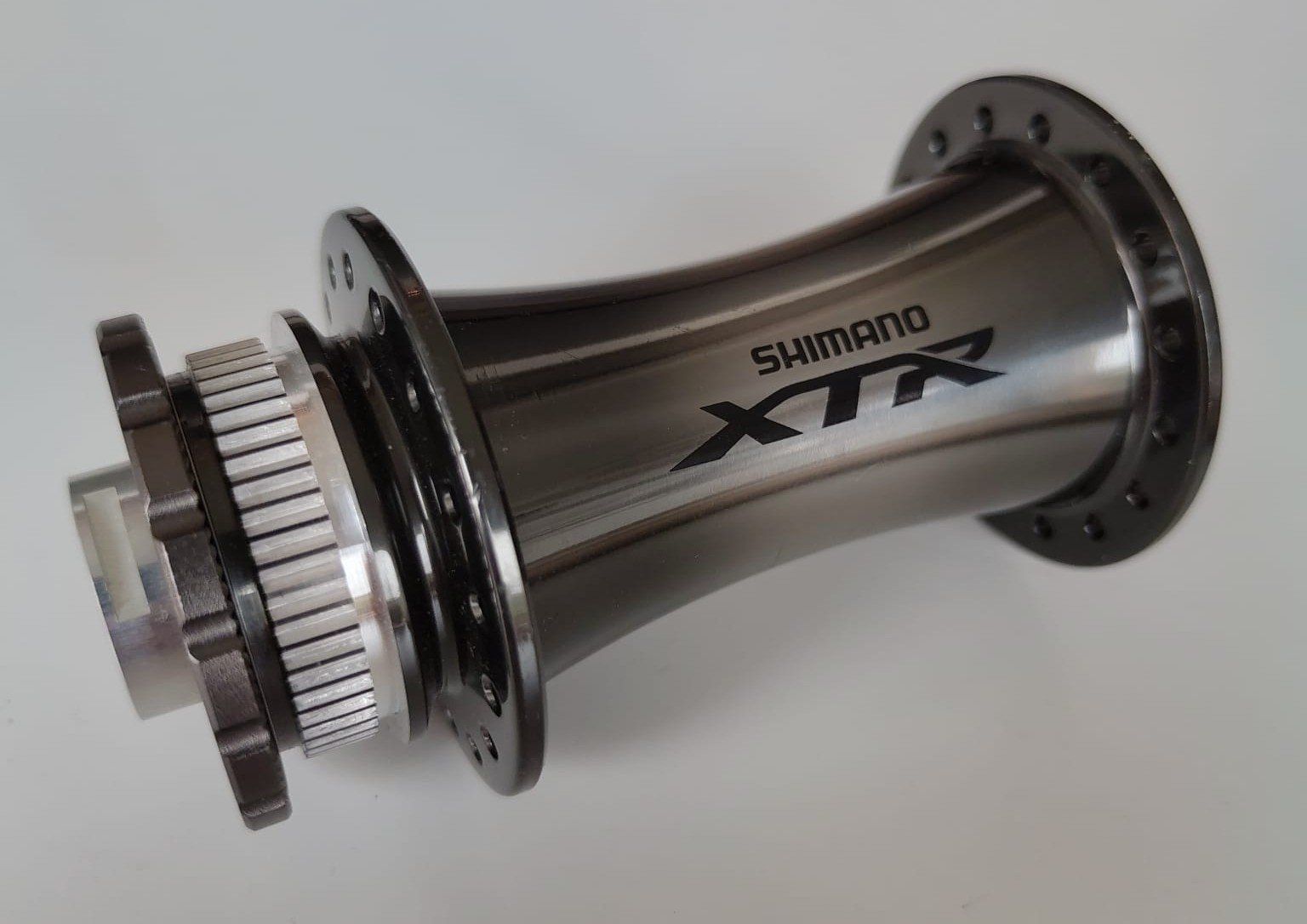 Shimano Pezzi di ricambio: Moyeu avant Shimano XTR – Nuovo e nell'imballaggio originale da Charmey (Gruyère) venduto da walligator